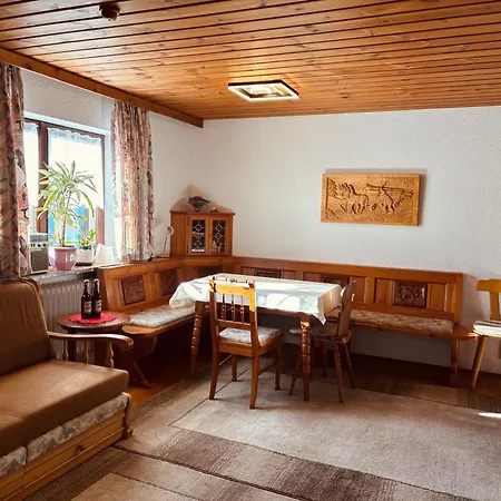 Traumhafte Im Herzen Von Mit Garten Διαμέρισμα
