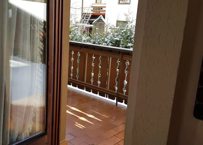 Traumhafte Im Herzen Von Mit Garten 아파트 *